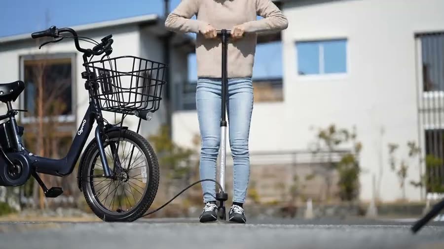 手押しの空気入れ